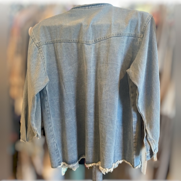 Soft🔥Blue Jean Top With Raw Edge - Picture 7 of 7